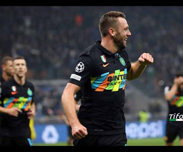 Masa Depan de Vrij di Inter Masih Belum Jelas.