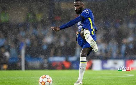 Juventus dan Milan Bersaing Mendapatkan Bek Chelsea Antonio Rudiger