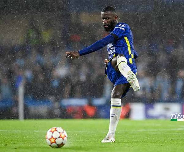 Juventus dan Milan Bersaing Mendapatkan Bek Chelsea Antonio Rudiger
